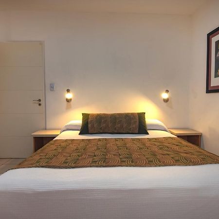 Huemul Hotel Neuquén Kültér fotó
