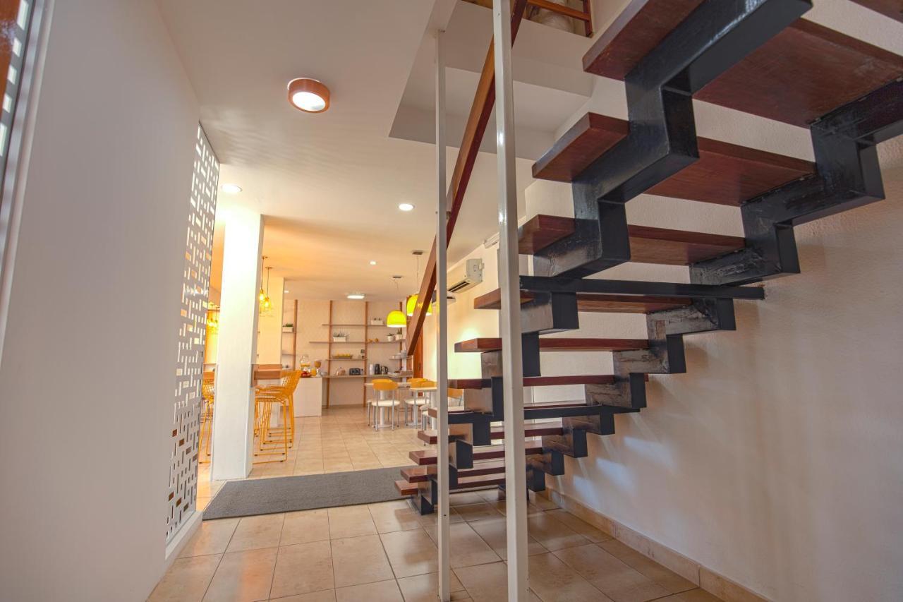 Huemul Hotel Neuquén Kültér fotó